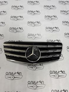 Решетка радиатора на Mercedes E class w211 рест